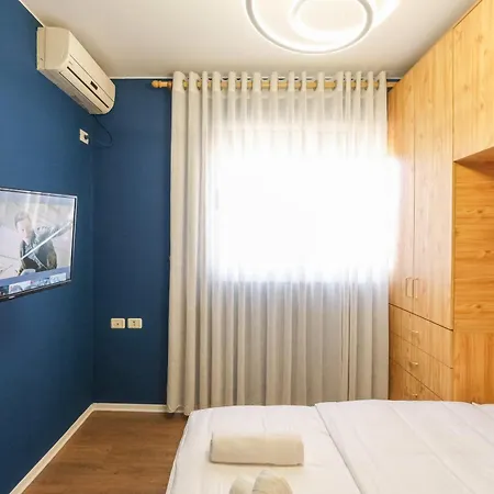 Matisse No15 - One Bedroom With Balcony Tirana