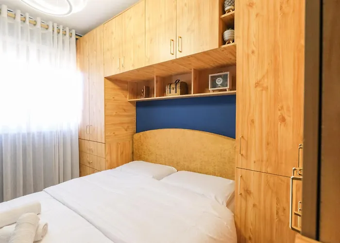 Matisse No15 - One Bedroom With Balcony 公寓 地拉那