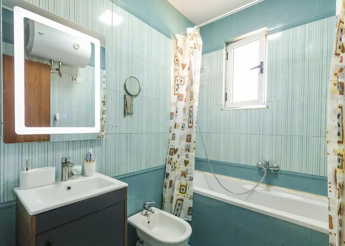 Matisse No15 - One Bedroom With Balcony 公寓 *
