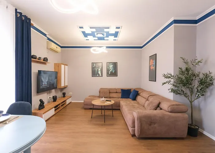 Matisse No15 - One Bedroom With Balcony * 地拉那